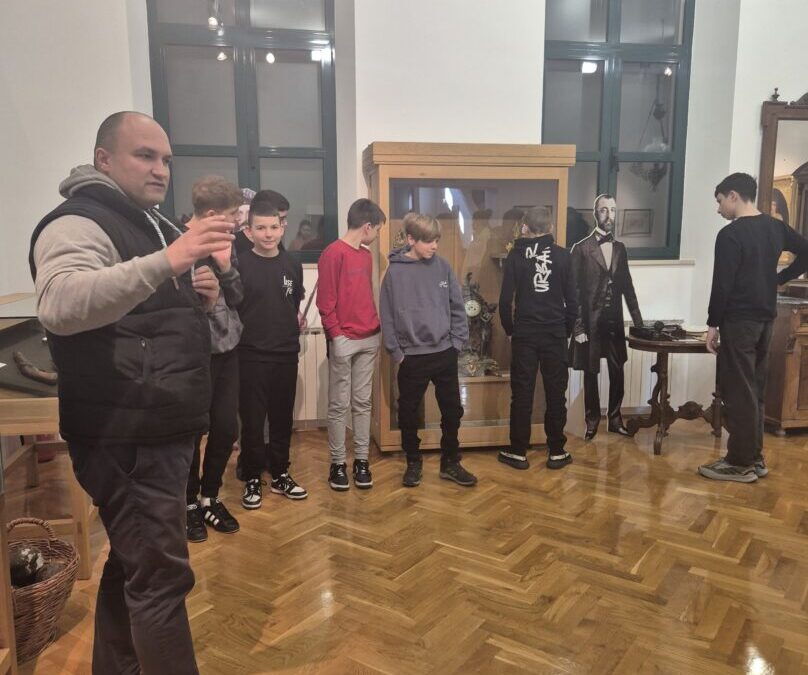 Prološki osnovci u potrazi za blagom prošlosti