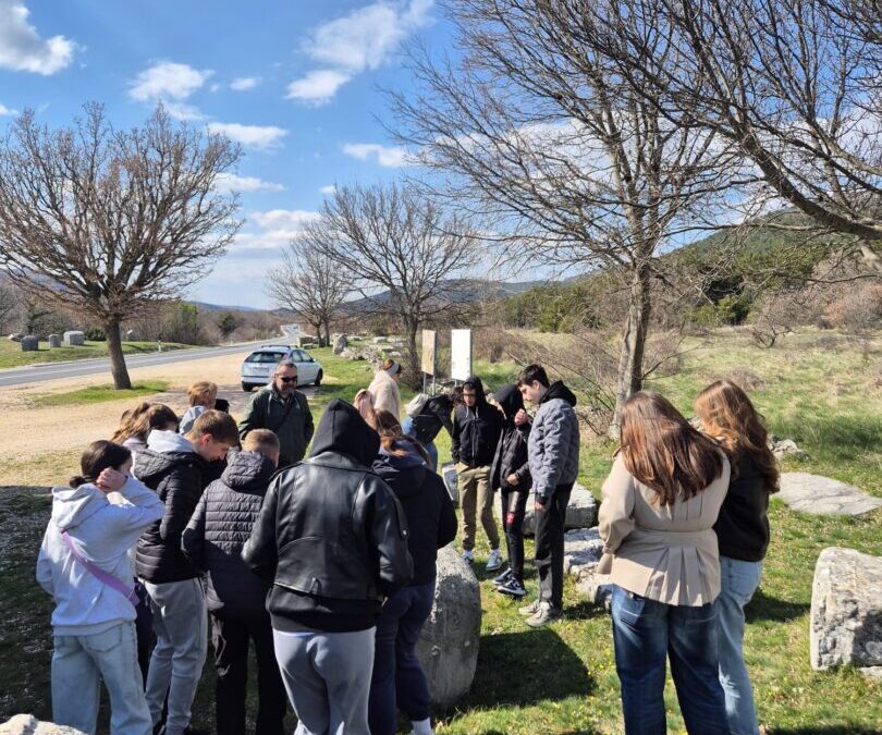 Posjet učenika lokalitetu stećaka u Cisti